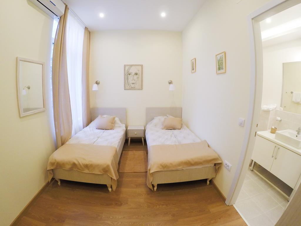 Bed&Breakfast Kod Smilje Belgrado Quarto foto